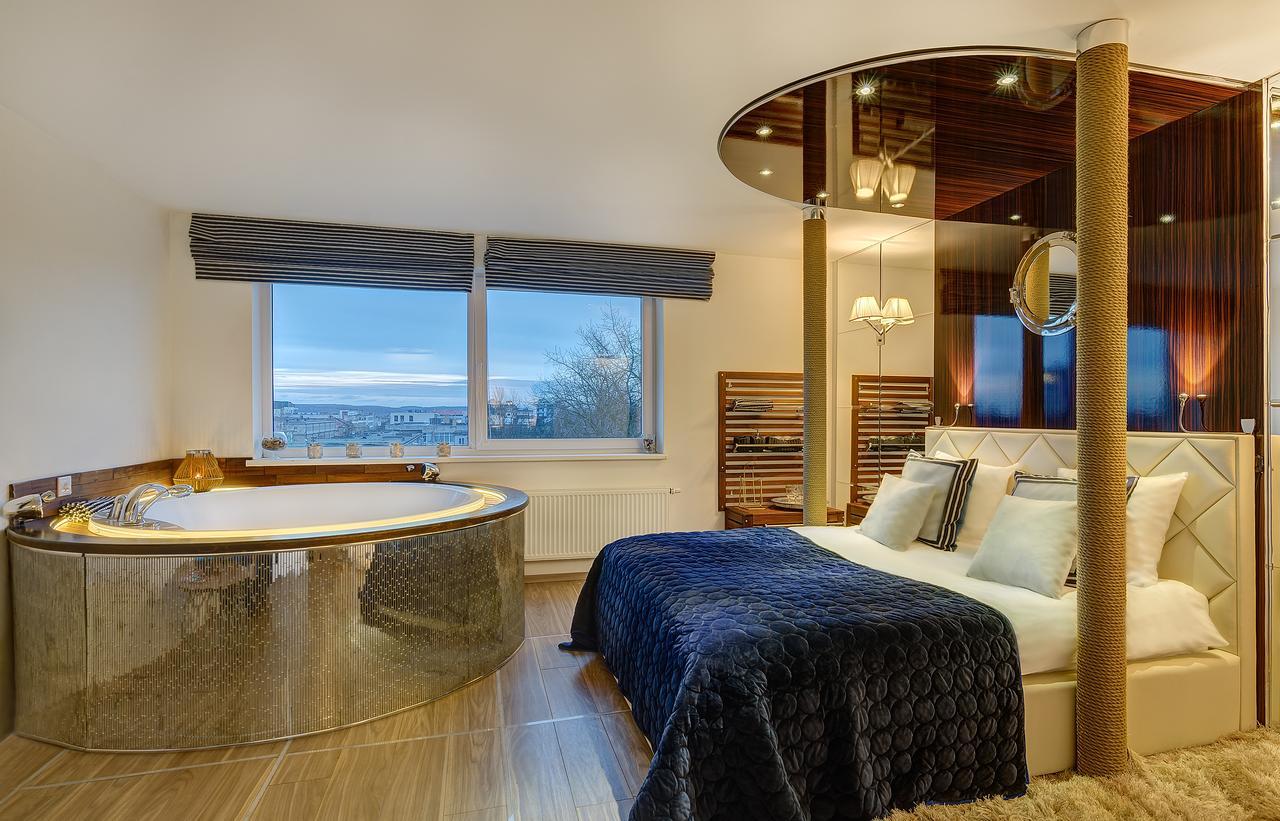 June Street Spa Apartments VNO Exterior foto